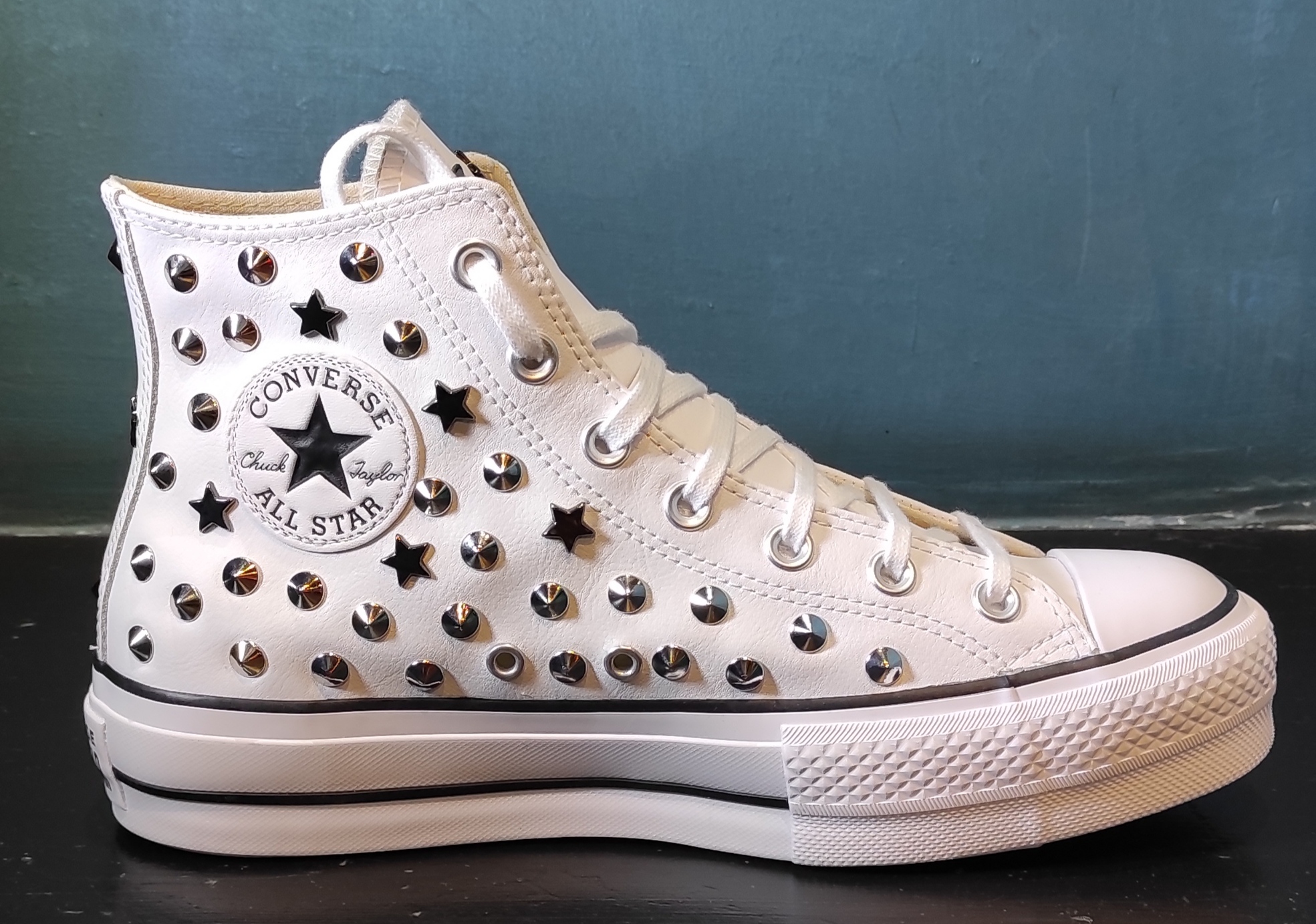 Converse Platform Custom Leather Borchie Stelle